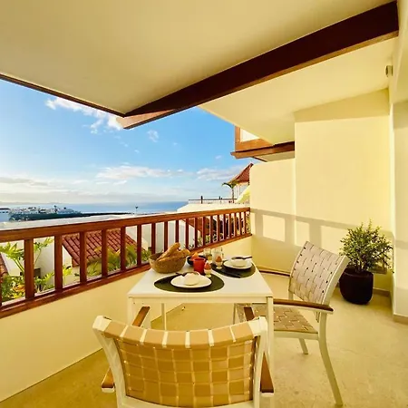 Costa Caleta 404 Apartment